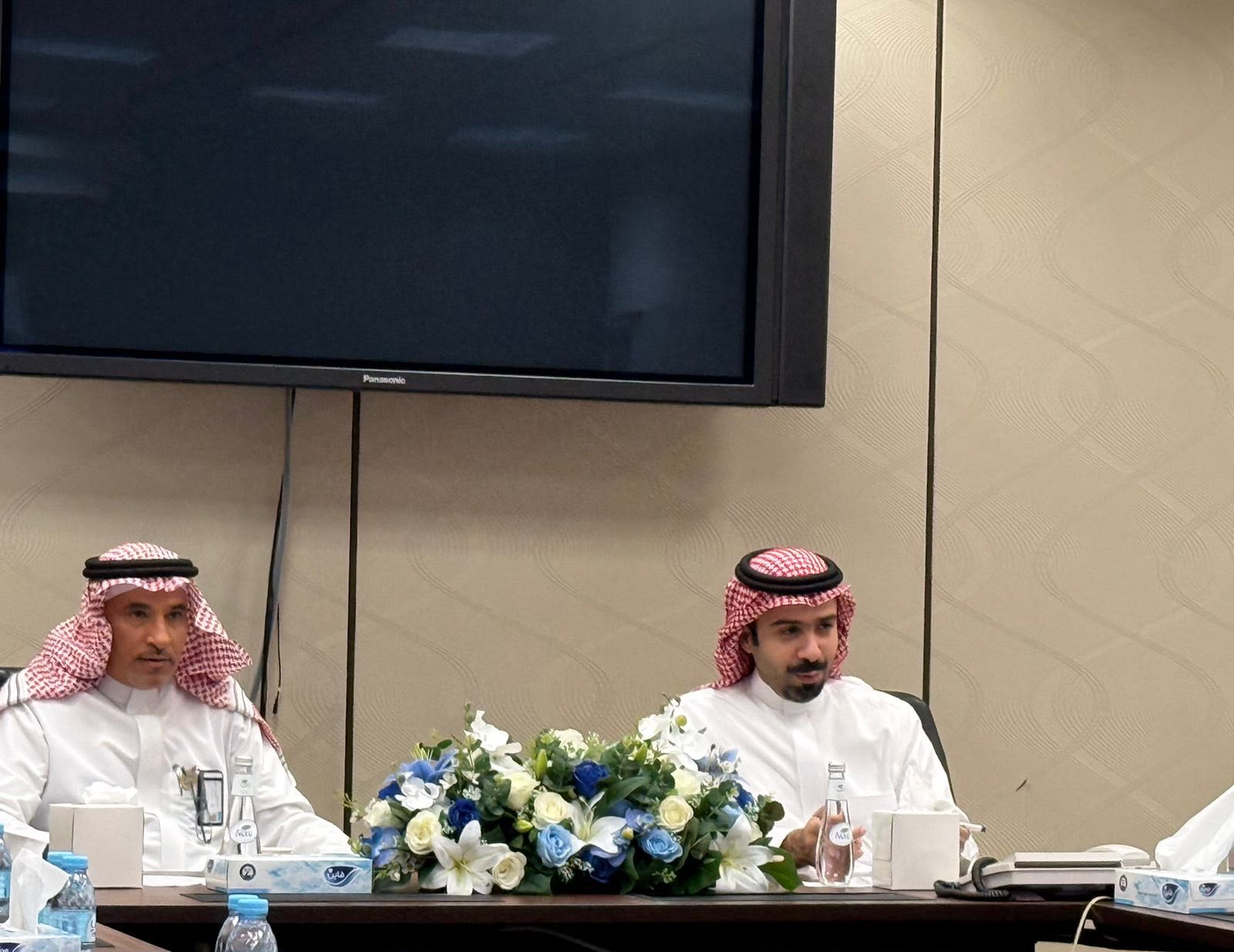 استقبال سعادة عميد كلية اللغات وعلومها لكبير المسؤولين الماليين أ. فايز الاحمري